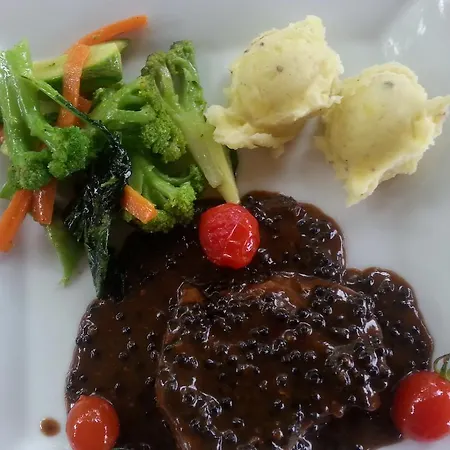 Holiday park Olive Garden Kabak 2*